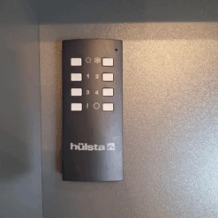 Bad Gentis 985023 Lack Reinweiß Akzent Eiche Naturstamm Abdeckplatte Keramik Calcatta Waschtisch Keramik Inklusive Beleuchtung -Hülsta 582cde95441844e89a14a13f95aad4a7.png