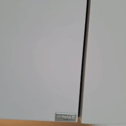 Bad Gentis 985023 Lack Reinweiß Akzent Eiche Naturstamm Abdeckplatte Keramik Calcatta Waschtisch Keramik Inklusive Beleuchtung -Hülsta 8e173852651646d6b95b3f277ac3a4dc.png