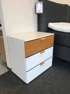 2er-Set Nachtkonsole Modell Multi-Varis Lack Reinweiß Front Natureiche -Hülsta d2b3c608c29c49119d67940316d4d861.png