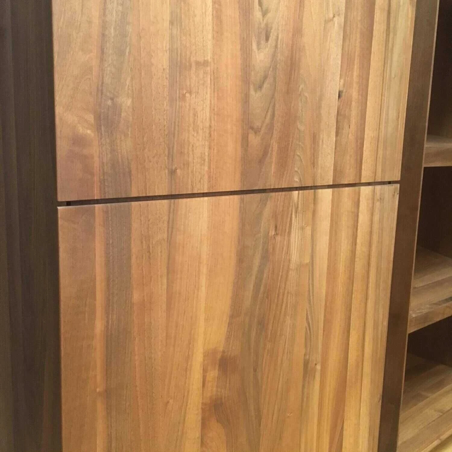 Garderobenelement Solid Diele Nussbaum Massiv Geölt 6 Garderobenelement Solid Diele Nussbaum Massiv Geölt – Bild 6