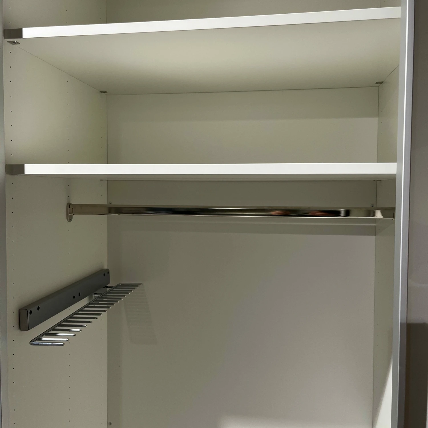 Schwebetürenschrank Multi Forma Weiß Natureiche Mit Organisation 4 Schwebetürenschrank Multi Forma Weiß Natureiche Mit Organisation – Bild 4