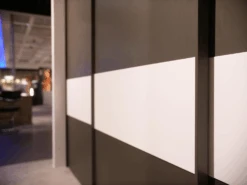 Kleiderschrank Mit Schiebetüren Multi Forma II Lack ReinweißGrau Griffe Lack Grau Mit LED-Beleuchtung -Hülsta kleiderschraenke huelsta kleiderschrank mit schiebetueren multi forma ii lack reinweiss grau griffe 3