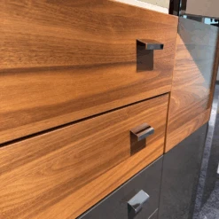 Kleiderschrank Multi Forma 2 In Hochglanz Grau Design G Griff 049 Chrom Hochglanz Inkl Tv Halterung Und Beleuchtung -Hülsta kleiderschraenke huelsta kleiderschrank multi forma 2 in hochglanz grau design g griff 049 chrom 8