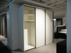 Kleiderschrank Multi Forma IILack Weiß Hochglanz Griffleiste Lack Grau Mit Beleuchtung -Hülsta kleiderschraenke huelsta kleiderschrank multi forma ii lack weiss hochglanz griffleiste lack grau 4