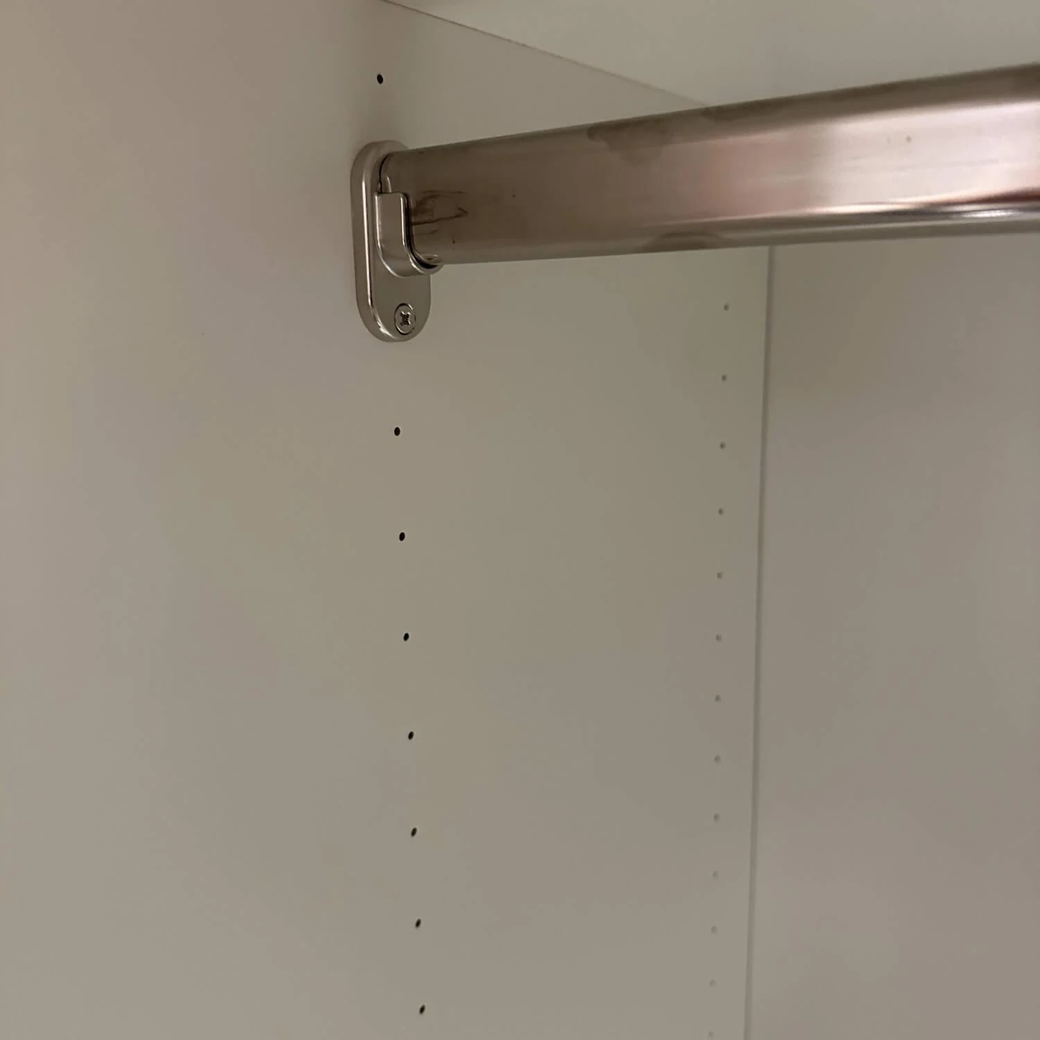 KleiderschrankMulti Format In Lack Grau Und Reinweiß Griff 031 In Lack Grau 15 KleiderschrankMulti Format In Lack Grau Und Reinweiß Griff 031 In Lack Grau – Bild 15