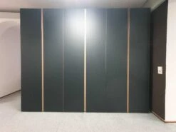 Kleiderschrank Solid Eiche Hell Geölt Hinterlackiertes Glas Anthrazit -Hülsta kleiderschraenke huelsta kleiderschrank solid eiche hell geoelt hinterlackiertes glas anthrazit 225 4