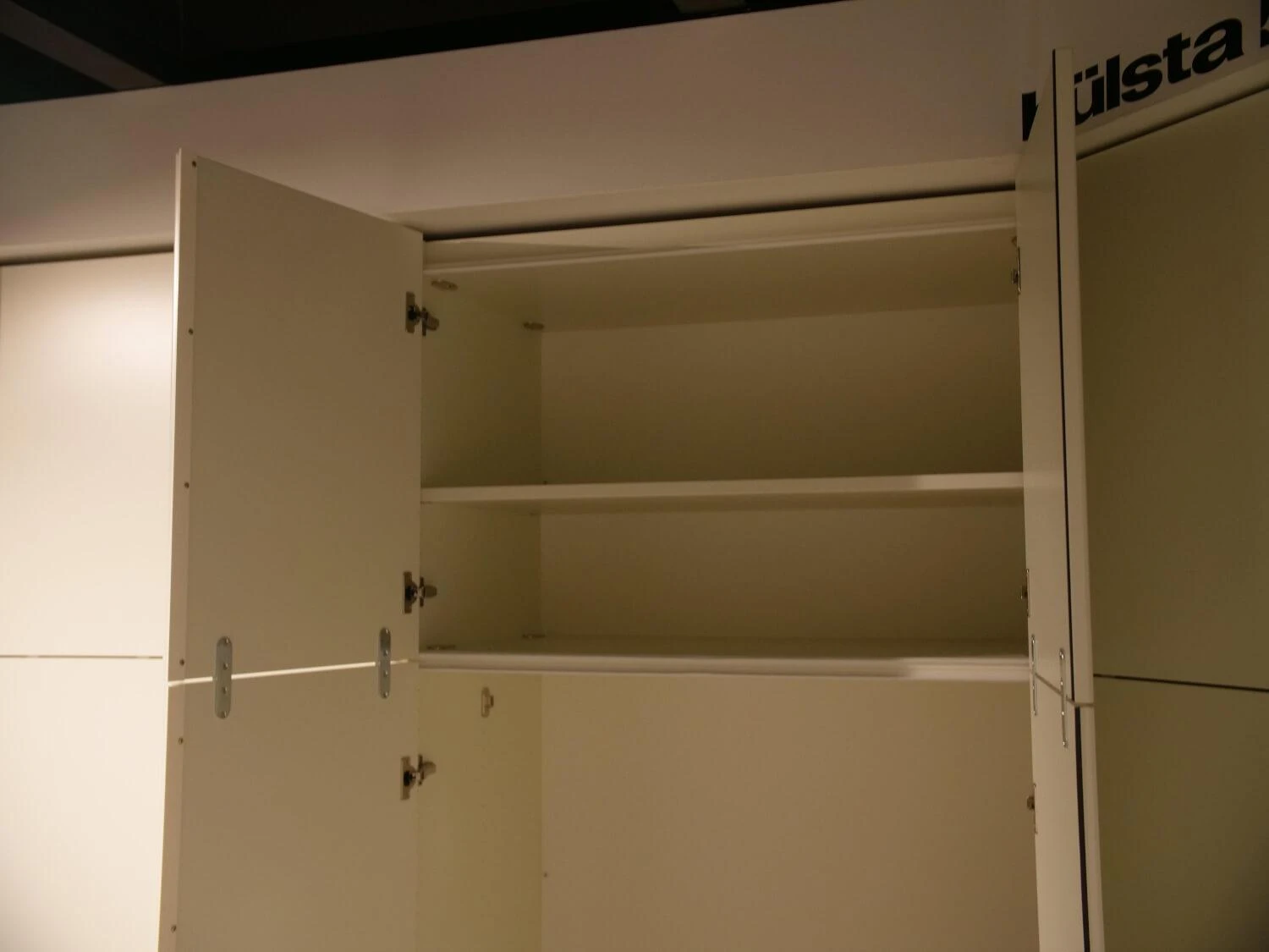 Systemschrank U-Form Multi Forma II Lack Weiß Design A Griff 029 Hochglanz 8 Systemschrank U-Form Multi Forma II Lack Weiß Design A Griff 029 Hochglanz – Bild 8