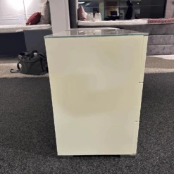 2er Set Konsole Multi Varis In 5035 Lack Weiß Abdeckplatte In Glas Weiß Griff In 109 Chrom Hochglanz -Hülsta konsolen huelsta 2er set konsole multi varis in 5035 lack weiss abdeckplatte in glas weiss griff in 3