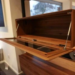 Raumteiler Solid Nussbaum Massiv Geölt Mit Beleuchtung -Hülsta regale huelsta raumteiler solid nussbaum massiv geoelt mit beleuchtung 342 42 48590 9