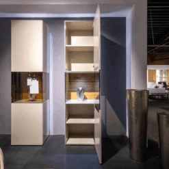Vitrine Gentis Rechts Kernnussbaum Lack Seidengrau Inklusive Beleuchtung Mit Fernbedienung -Hülsta vitrinen highboards huelsta vitrine gentis rechts kernnussbaum lack seidengrau inklusive beleuchtung 4