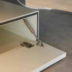 Lowboard Neo R Mit TV-Säule Lack Weiß Matt -Hülsta wohnwaende tv lowboards huelsta lowboard neo r mit tv saeule lack weiss matt 307 42 37900 3