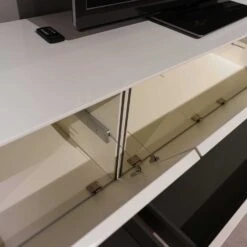 Wohnwand Gentis Lack Hochglanz Reinweiß -Hülsta wohnwaende tv lowboards huelsta wohnwand gentis lack hochglanz reinweiss 392 42 96646 8