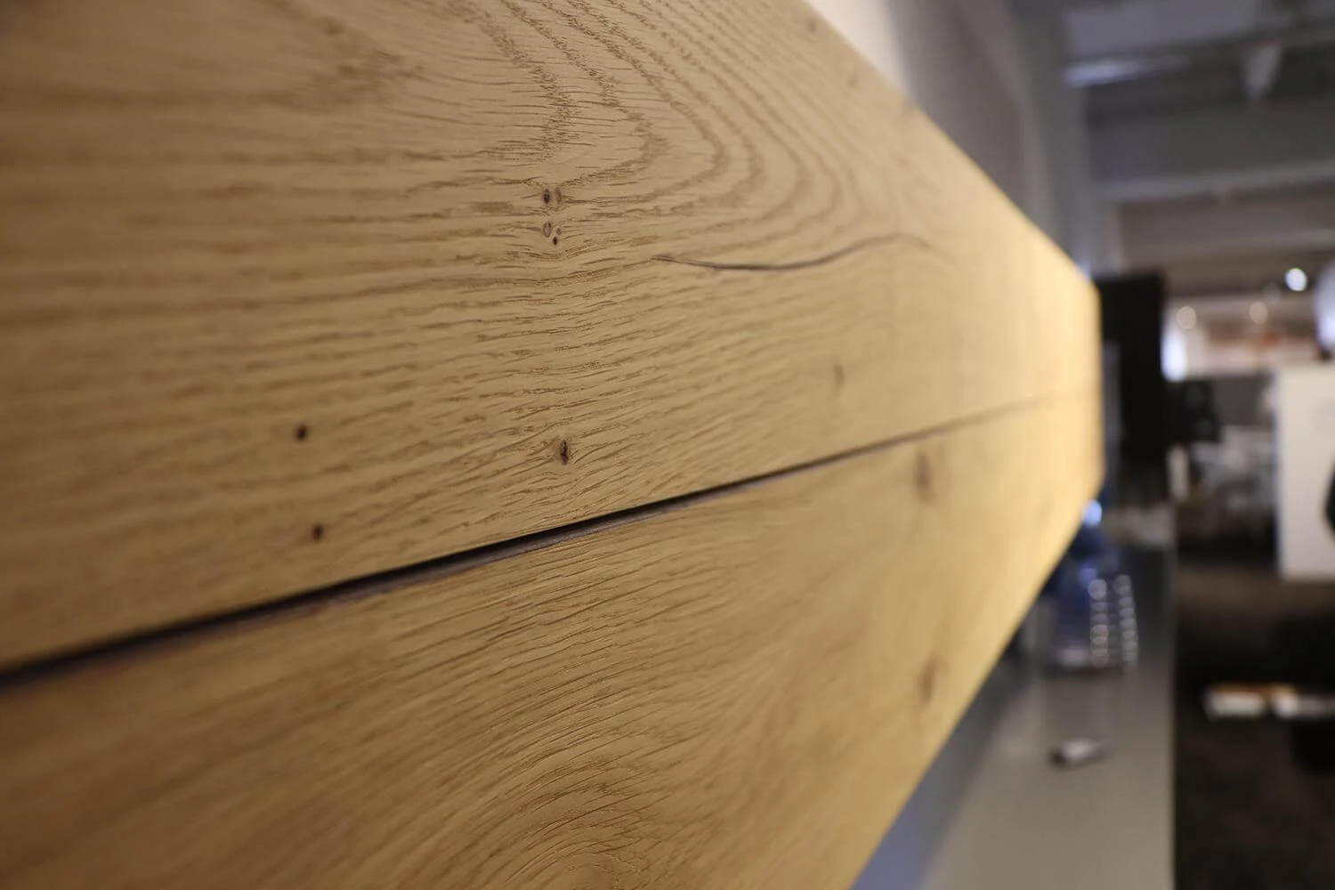 Wohnwand Gentis Vorzug 980102 Ausführung Lack Grau Und Natureiche Mit Beleuchtung 2 Wohnwand Gentis Vorzug 980102 Ausführung Lack Grau Und Natureiche Mit Beleuchtung – Bild 2